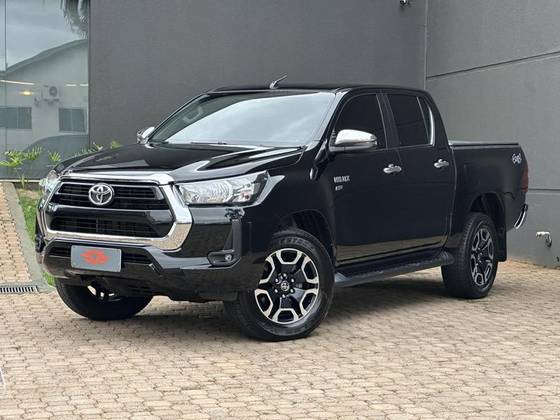 TOYOTA HILUX 2.7 VVT-i FLEX CD SRV 4X4 AUTOMÁTICO